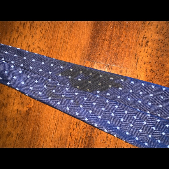 Brooks Brothers Tie - Picture 4 of 4